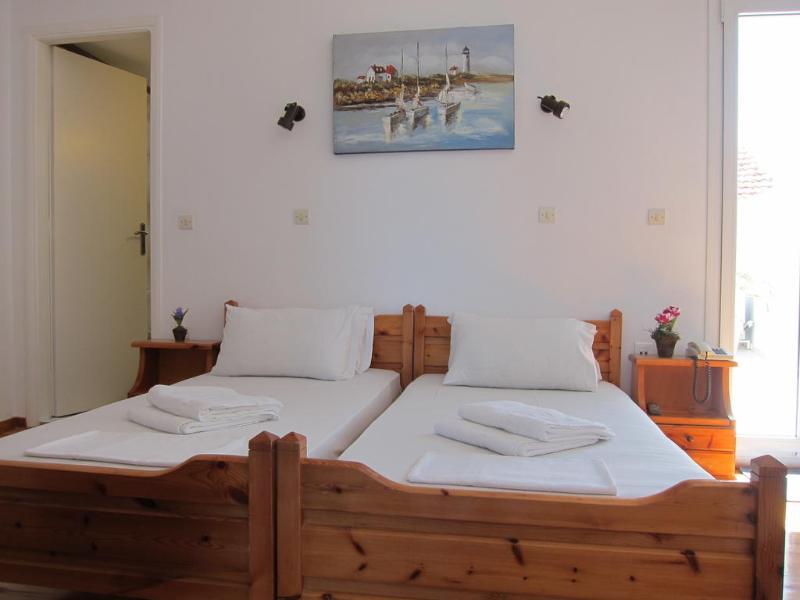 Seafront Beach Hotel Apartments Ретимно Екстериор снимка