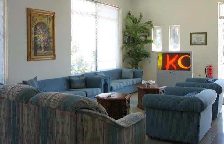 Seafront Beach Hotel Apartments Ретимно Екстериор снимка