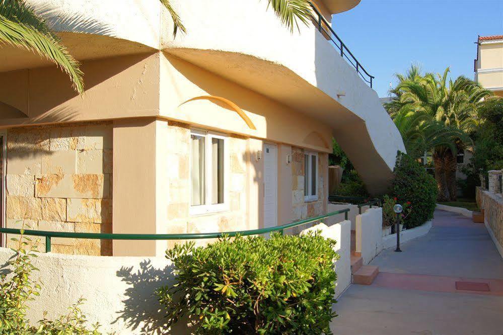 Seafront Beach Hotel Apartments Ретимно Екстериор снимка