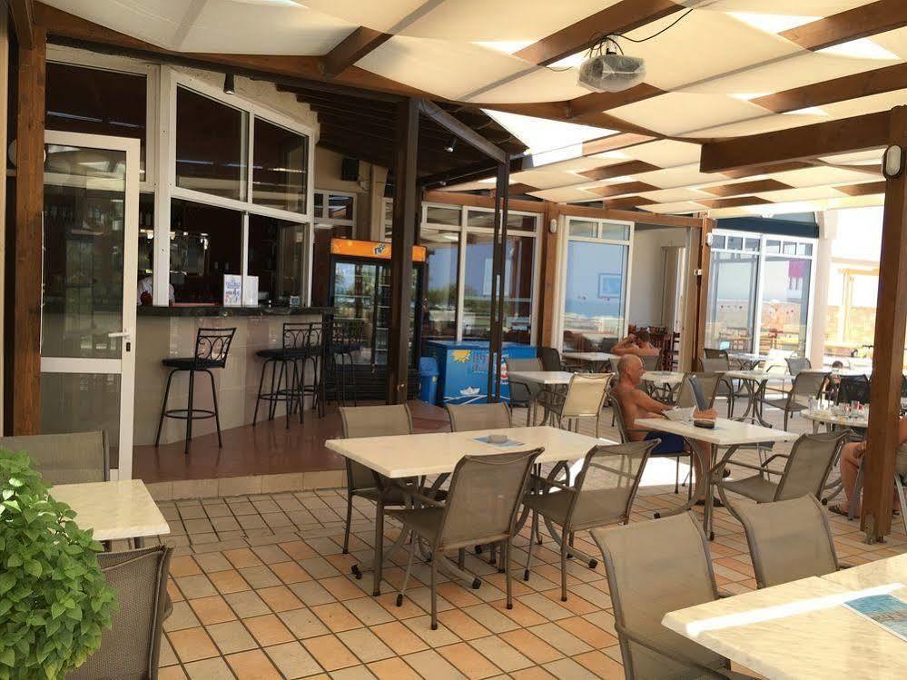 Seafront Beach Hotel Apartments Ретимно Екстериор снимка